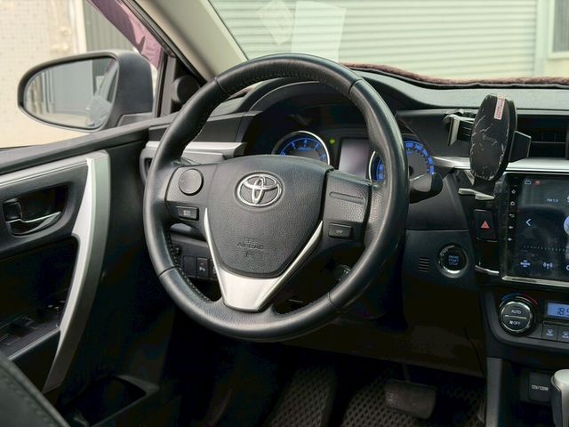 TOYOTA豐田 ALTIS  第5張相片