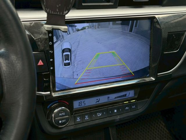 TOYOTA豐田 ALTIS  第7張相片