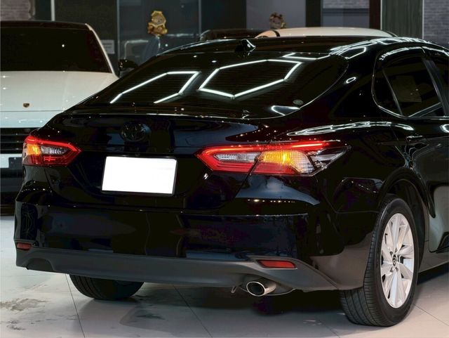 TOYOTA豐田 CAMRY  第3張相片