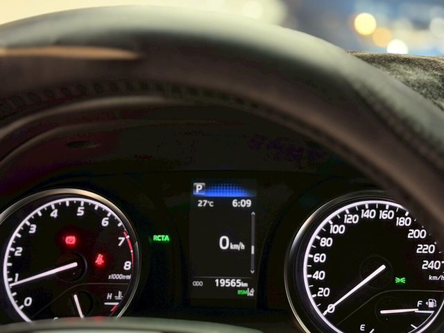 TOYOTA豐田 CAMRY  第7張相片