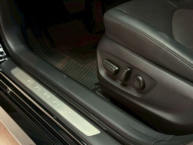 TOYOTA豐田 CAMRY  第15張相片