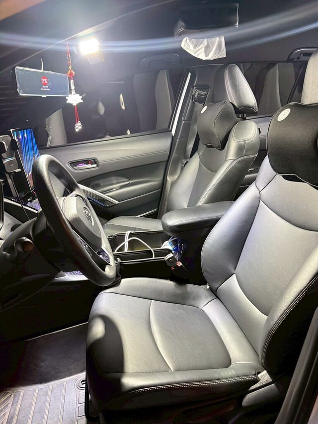 TOYOTA豐田 COROLLA CROSS HYBRID  第6張相片