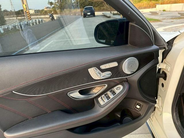 M-BENZ賓士 C450  第10張相片