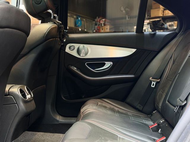 M-BENZ賓士 C43  第13張相片