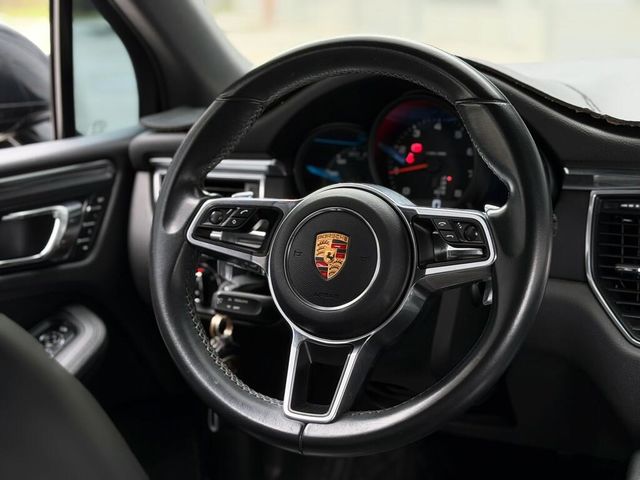 PORSCHE保時捷 MACAN  第6張相片