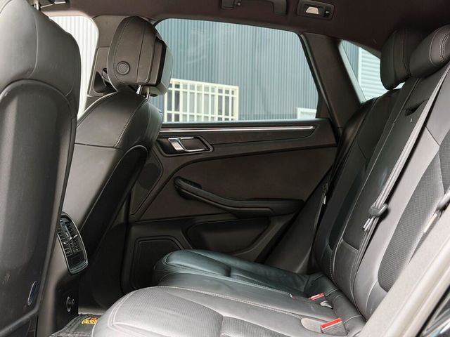 PORSCHE保時捷 MACAN  第8張相片