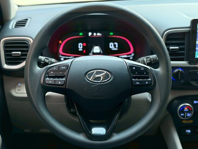 HYUNDAI現代 VENUE  第3張相片