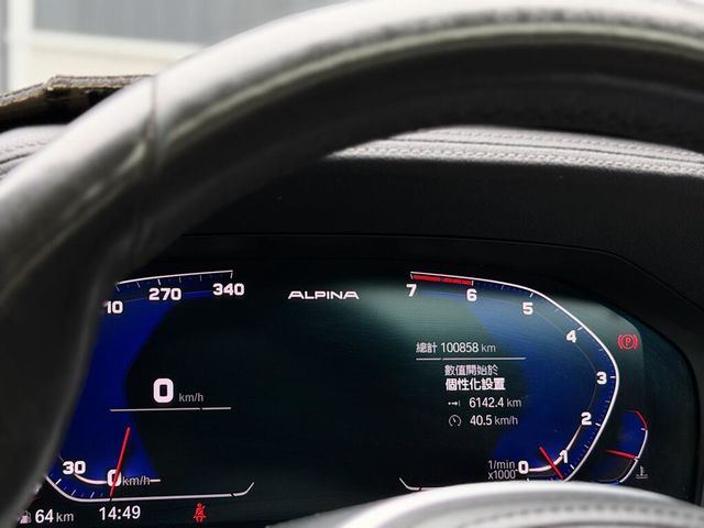 BMW寶馬 330I  第6張相片
