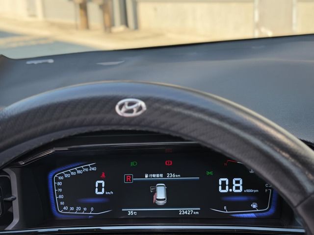 HYUNDAI現代 CUSTIN  第7張相片