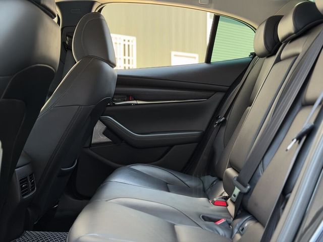 MAZDA馬自達 MAZDA 3  第8張相片