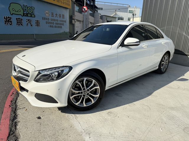 TOYOTA豐田 CAMRY  第1張相片