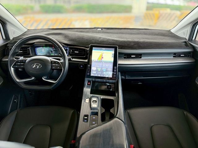 HYUNDAI現代 CUSTIN  第5張相片