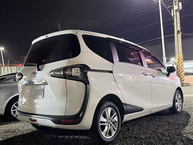 TOYOTA豐田 SIENTA  第2張相片