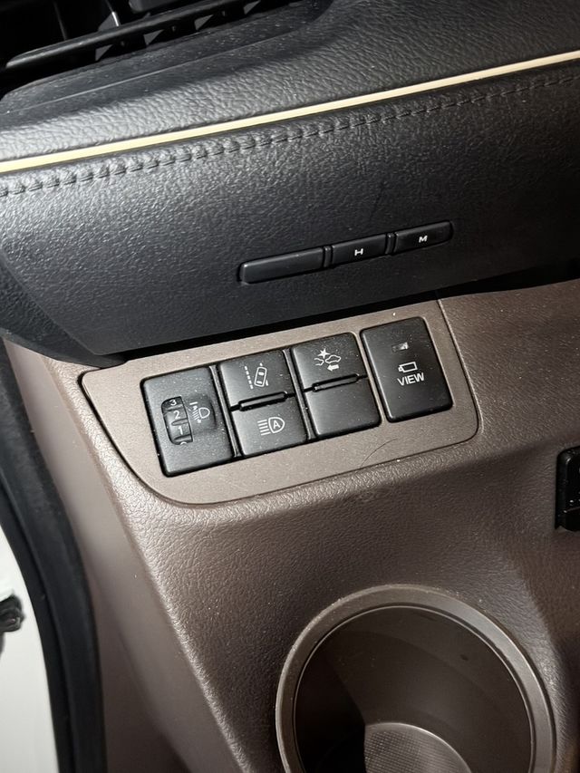 TOYOTA豐田 SIENTA  第6張相片