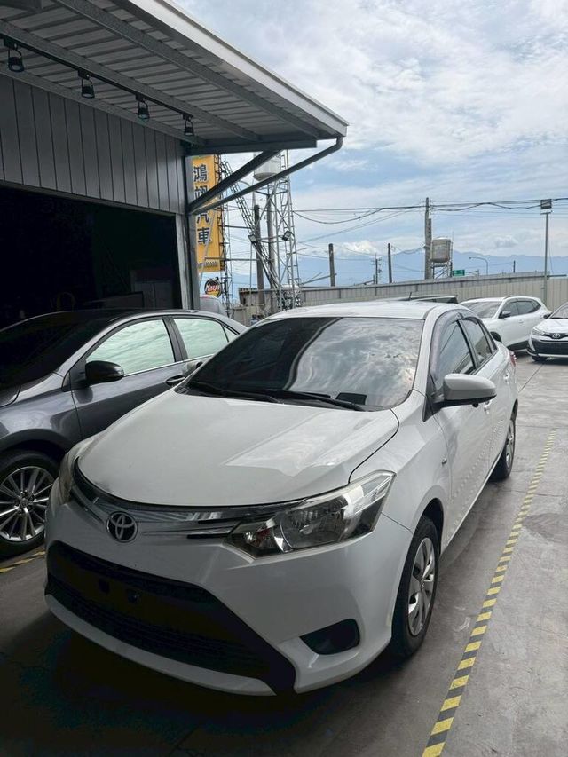 TOYOTA豐田 YARIS  第1張相片