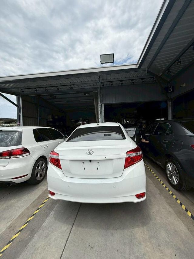 TOYOTA豐田 YARIS  第2張相片