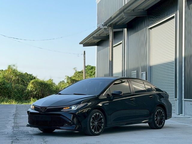 TOYOTA豐田 COROLLA ALTIS HYBRID  第1張相片