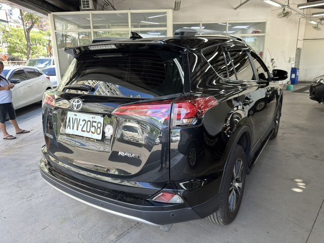 TOYOTA豐田 RAV4  第4張相片