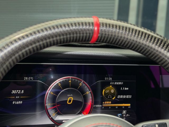 M-BENZ賓士 E300  第6張相片