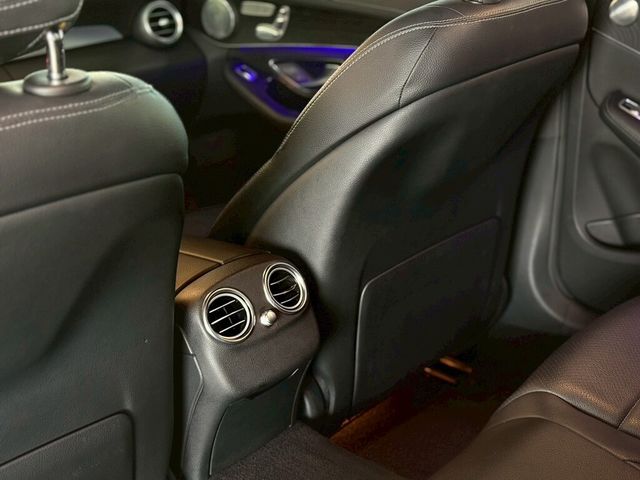 M-BENZ賓士 C300  第13張相片