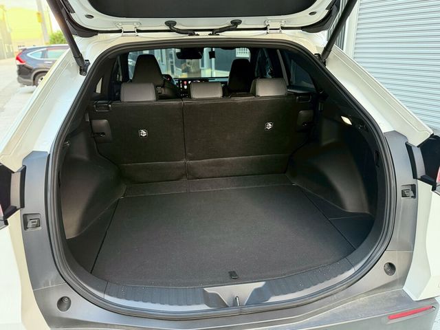 TOYOTA豐田 BZ4X  第14張相片