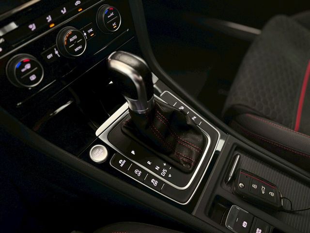 VOLKSWAGEN福斯 GOLF GTI  第15張相片