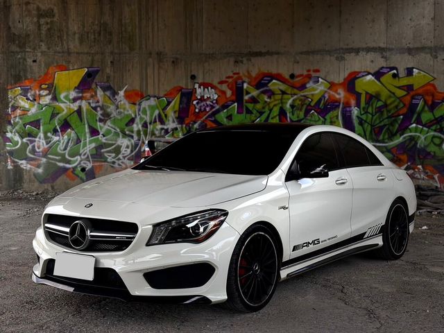 M-BENZ賓士 CLA45 AMG  第2張相片