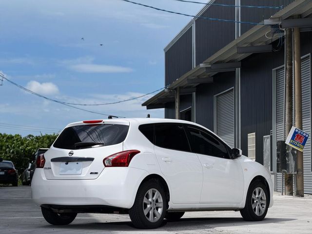 NISSAN日產 TIIDA  第2張相片