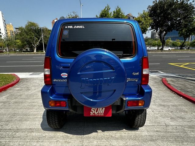 ✨2011年 SUZUKI JIMNY✨倒車顯影✨ABS防鎖死煞車系統✨防盜✨雙螢幕多合一影音系統✨里程保證✨實車實價  第5張相片