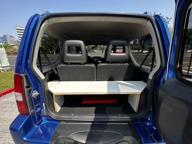 ✨2011年 SUZUKI JIMNY✨倒車顯影✨ABS防鎖死煞車系統✨防盜✨雙螢幕多合一影音系統✨里程保證✨實車實價  第10張相片