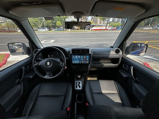 ✨2011年 SUZUKI JIMNY✨倒車顯影✨ABS防鎖死煞車系統✨防盜✨雙螢幕多合一影音系統✨里程保證✨實車實價  第11張相片