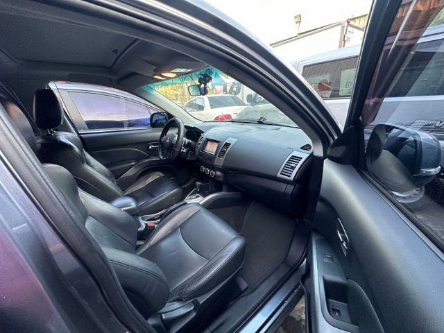 ✨2008年 中華 Outlander 2.4 4WD 旗艦型✨倒車顯影✨天窗✨倒車雷達✨多合一影音✨里程保證✨實車實價  第5張相片