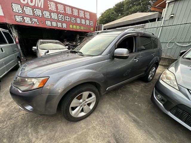 ✨2008年 中華 Outlander 2.4 4WD 旗艦型✨倒車顯影✨天窗✨倒車雷達✨多合一影音✨里程保證✨實車實價  第9張相片
