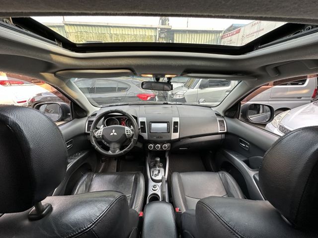 ✨2008年 中華 Outlander 2.4 4WD 旗艦型✨倒車顯影✨天窗✨倒車雷達✨多合一影音✨里程保證✨實車實價  第19張相片
