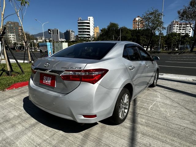 ✨2015年 TOYOTA ALTIS 1.8經典版✨僅跑3.8萬公里✨恆溫✨電動後視鏡✨里程保證✨實車實價  第4張相片