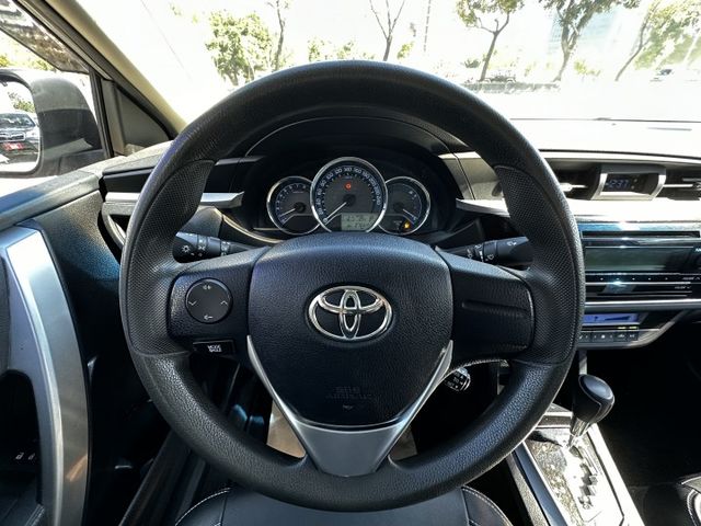 ✨2015年 TOYOTA ALTIS 1.8經典版✨僅跑3.8萬公里✨恆溫✨電動後視鏡✨里程保證✨實車實價  第14張相片