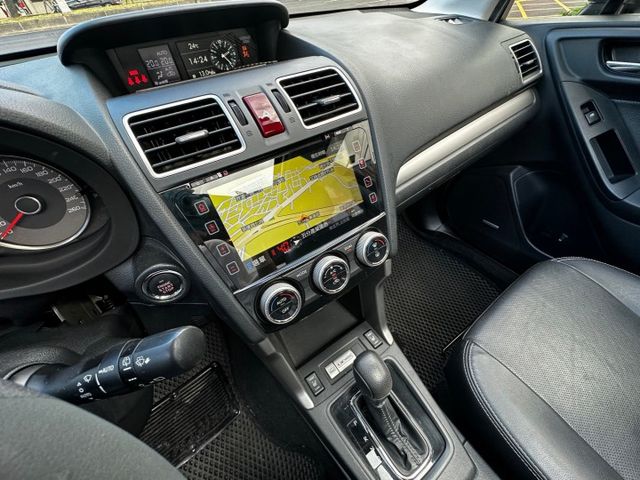 ✨2015年 Subaru Forester 2.0 XT Prem✨倒車顯影✨全景天窗✨電尾門✨里程保證✨實車實價  第10張相片