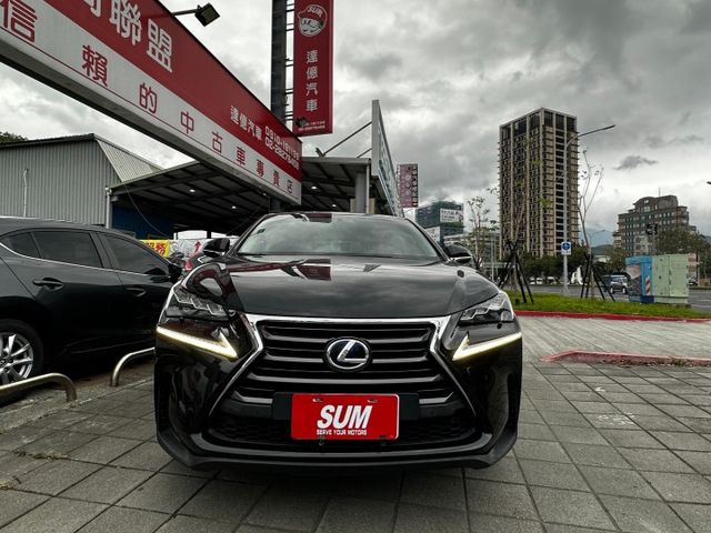 ✨2014年 NX300h✨免KEY✨倒車顯影✨方向快控鍵✨多合一影音系統✨里程保證✨實車實價  第2張相片