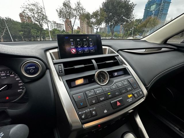 ✨2014年 NX300h✨免KEY✨倒車顯影✨方向快控鍵✨多合一影音系統✨里程保證✨實車實價  第15張相片