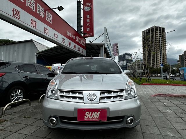 ✨2010年 NISSAN GRAND LIVINA 1.8B✨稀有七人座✨恆溫空調✨里程保證✨實車實價  第2張相片
