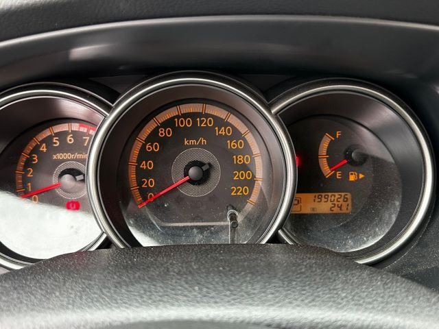 ✨2010年 NISSAN GRAND LIVINA 1.8B✨稀有七人座✨恆溫空調✨里程保證✨實車實價  第17張相片