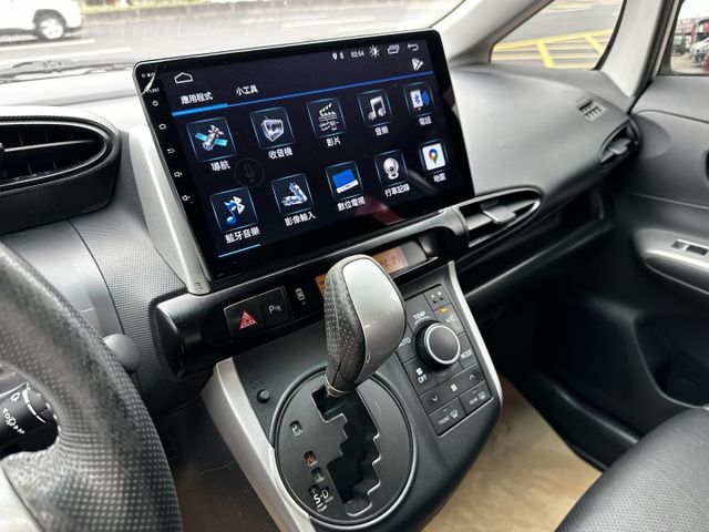 ✨2011年 TOYOTA WISH 七人座✨定速✨倒車顯影✨安卓機✨恆溫✨後座出風口✨里程保證✨實車實價  第15張相片