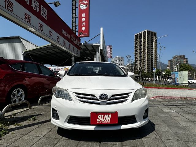 ✨2011年 TOYOTA ALTIS✨倒車顯影✨定速✨恆溫✨後座分離倒覆✨多合一影音系統✨里程保證✨實車實價  第2張相片