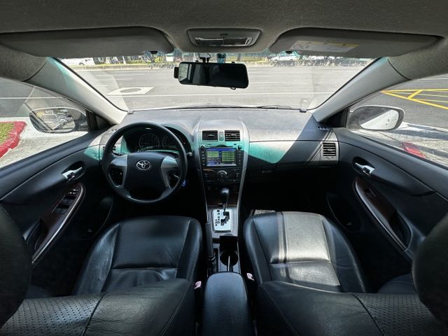 ✨2011年 TOYOTA ALTIS✨倒車顯影✨定速✨恆溫✨後座分離倒覆✨多合一影音系統✨里程保證✨實車實價  第10張相片