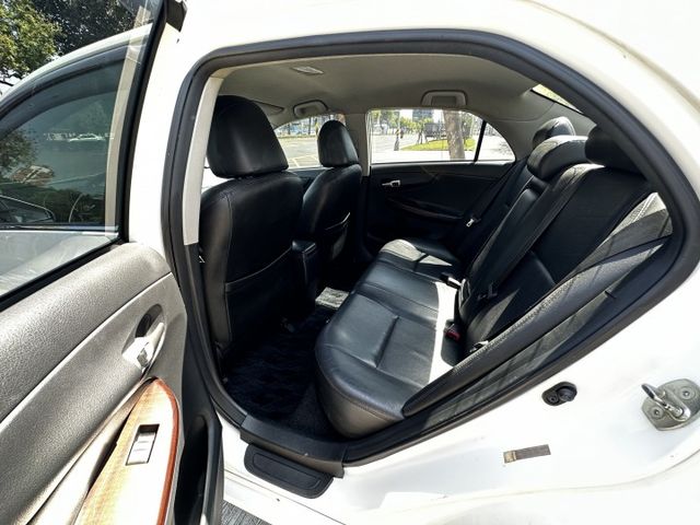 ✨2011年 TOYOTA ALTIS✨倒車顯影✨定速✨恆溫✨後座分離倒覆✨多合一影音系統✨里程保證✨實車實價  第13張相片