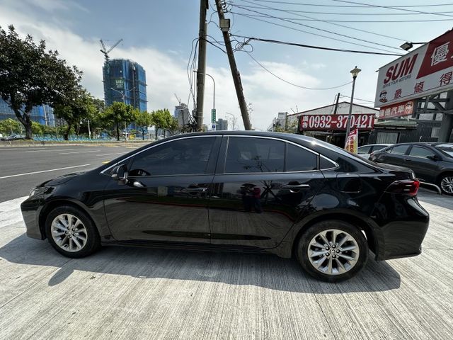 ✨2021年 TOYOTA ALTIS 1.8豪華版✨僅跑2.3萬公里✨倒車顯影✨ACC跟車✨恆溫✨里程保證✨實車實價  第7張相片