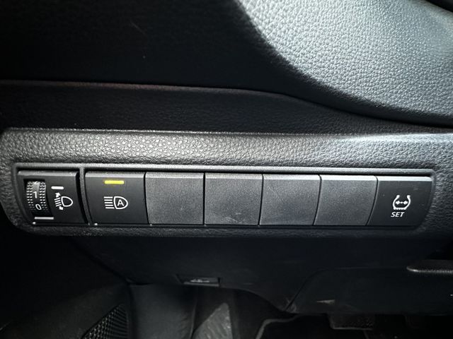 ✨2021年 TOYOTA ALTIS 1.8豪華版✨僅跑2.3萬公里✨倒車顯影✨ACC跟車✨恆溫✨里程保證✨實車實價  第16張相片