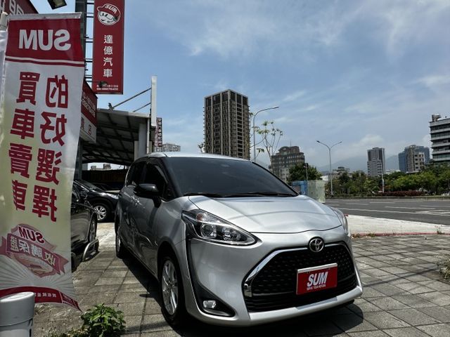 ✨2022年TOYOTA SIENTA✨方向盤快控鍵✨恆溫空調✨中控螢幕✨車道偏離警示系統✨里程保證✨實車實價  第3張相片