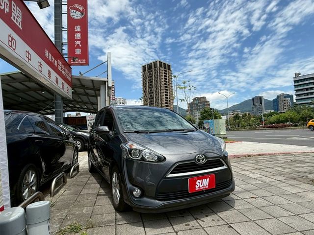 ✨2018年 TOYOTA SIENTA 七人座✨安卓機✨恆溫空調✨免鑰匙✨中控螢幕✨里程保證✨實車實價  第3張相片