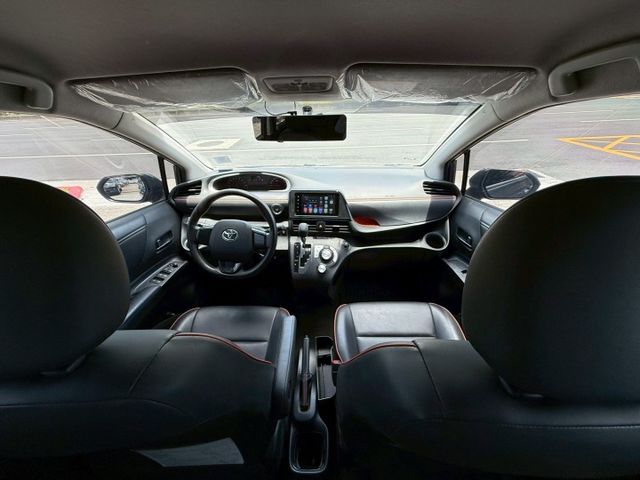 ✨2018年 TOYOTA SIENTA 七人座✨安卓機✨恆溫空調✨免鑰匙✨中控螢幕✨里程保證✨實車實價  第9張相片